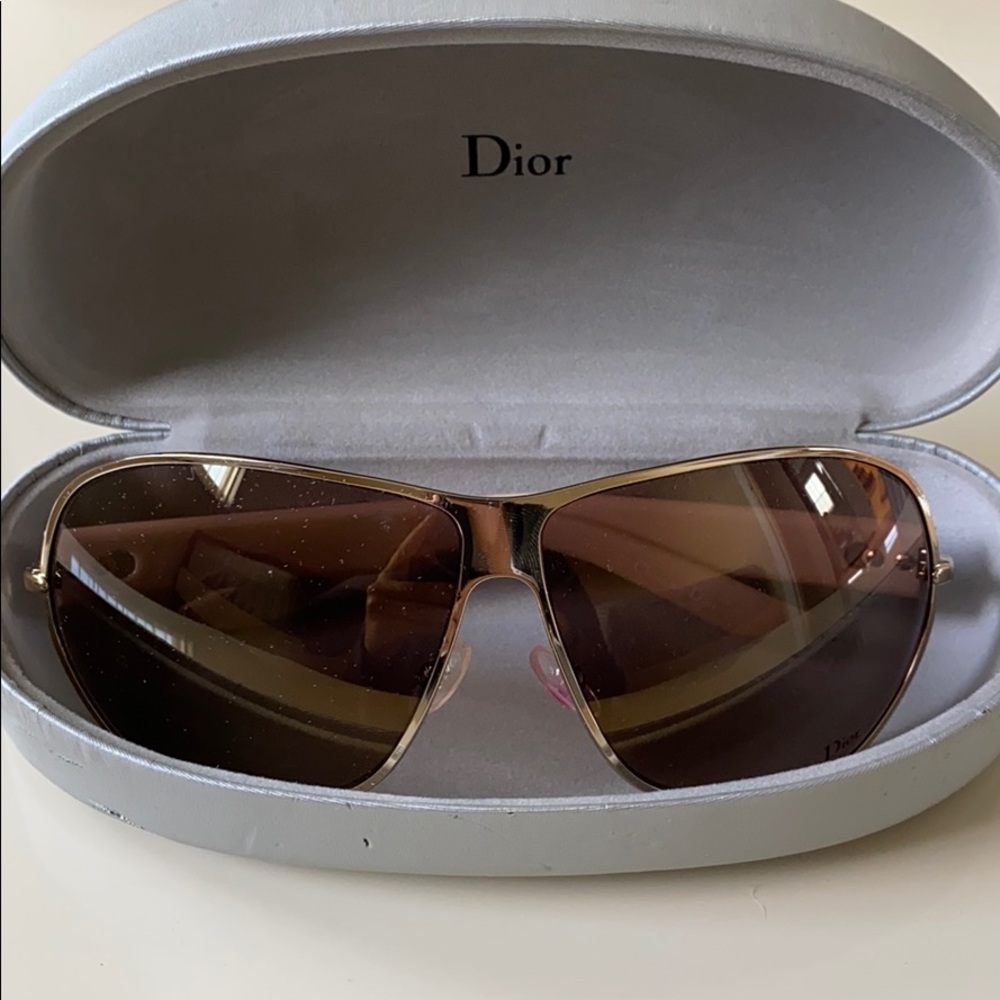 Dior sunglasss